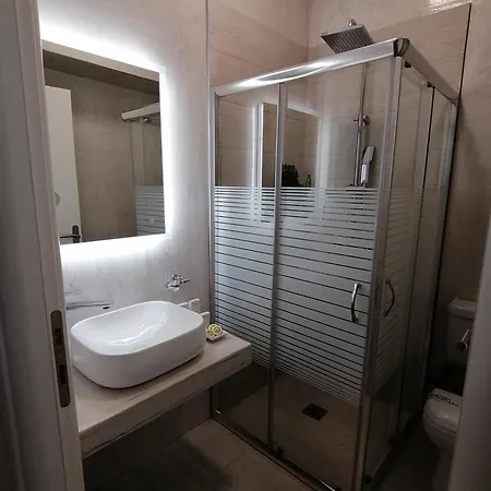 Afrodite Luxury Otel *
