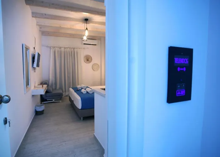 Afrodite Luxury Hotel *